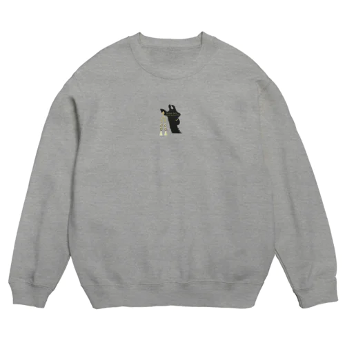 キリンとイヤリング Crew Neck Sweatshirt