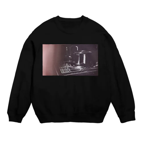 KNOB Crew Neck Sweatshirt