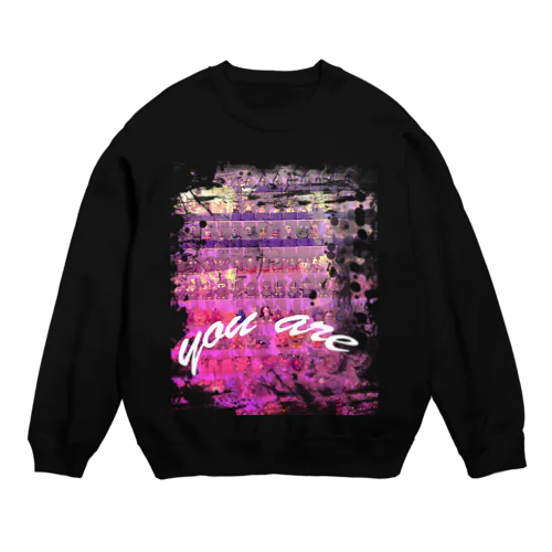 DOLL Crew Neck Sweatshirt