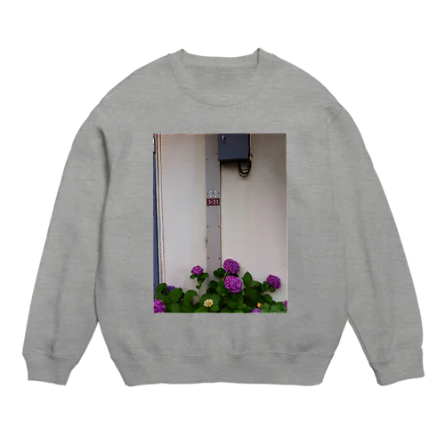 犬のある紫陽花 Crew Neck Sweatshirt