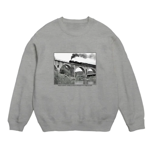 宮森川橋梁を渡る 蒸気機関車 C58239 Crew Neck Sweatshirt