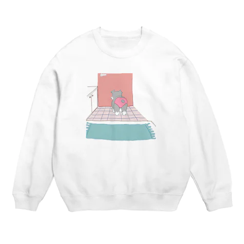 家族へのおかえりの準備をしているミニチュアシュナウザー Crew Neck Sweatshirt