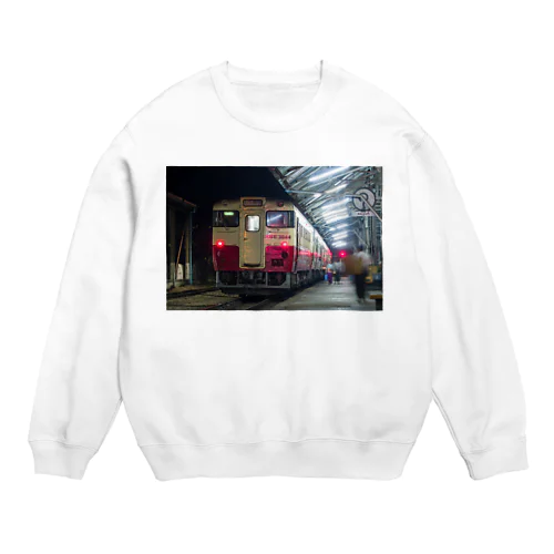 夜明け前のヤンゴン駅で出発を待つキハ40 Crew Neck Sweatshirt