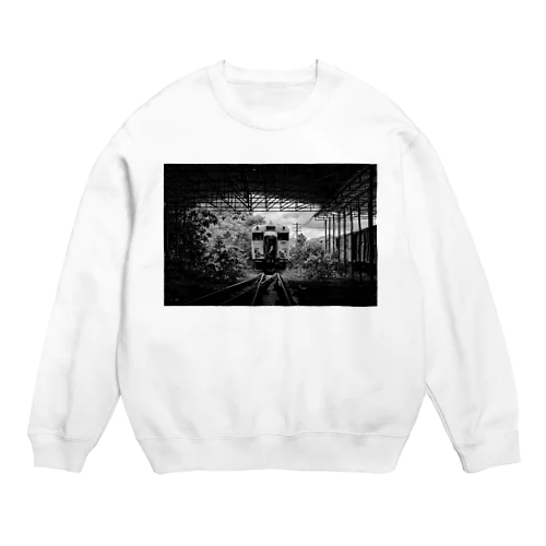 元JR西日本のキハ58は一度もタイ国鉄を走ること無く朽ち果てた Crew Neck Sweatshirt