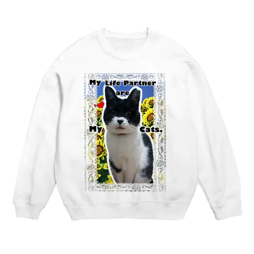 目力たっぷりの白黒猫モンドちゃん Crew Neck Sweatshirt