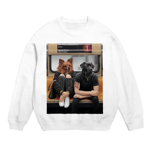 地下鉄の乗る　犬のカップル Crew Neck Sweatshirt