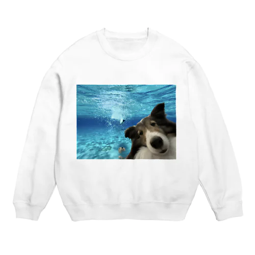 inurobotの犬in海 Crew Neck Sweatshirt