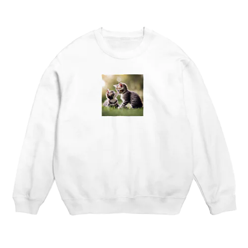 子猫の面倒を見る🐈 Crew Neck Sweatshirt