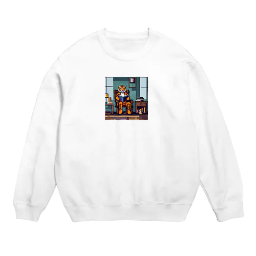 本を読んでいるトラ Crew Neck Sweatshirt