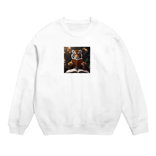 本を読んでいるトラ Crew Neck Sweatshirt