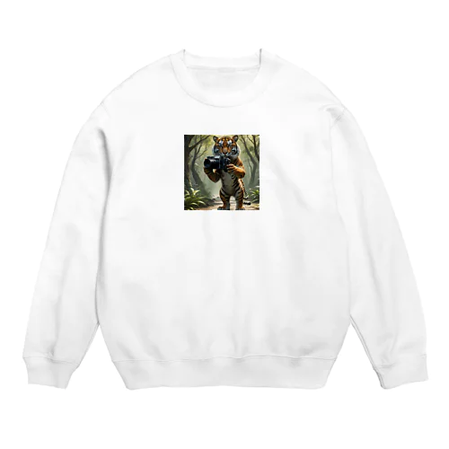 タイガーカメラマン Crew Neck Sweatshirt