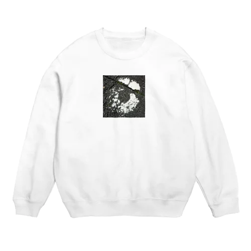 ふかふかの丸いアスファルト Crew Neck Sweatshirt