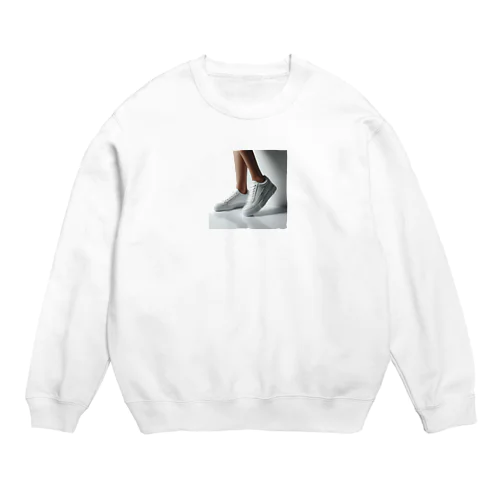 白いスニーカー Crew Neck Sweatshirt