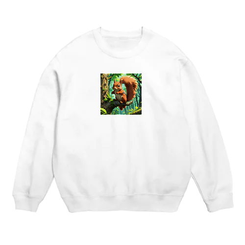 木登りしているリス Crew Neck Sweatshirt