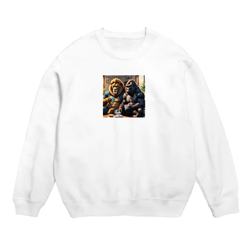 休日のゴリラとライオン Crew Neck Sweatshirt