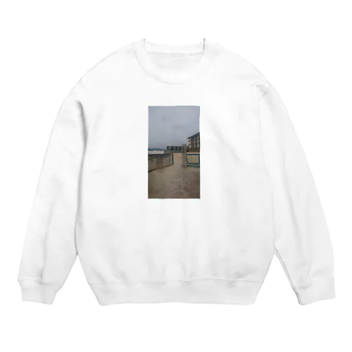 廃校する小学校 Crew Neck Sweatshirt