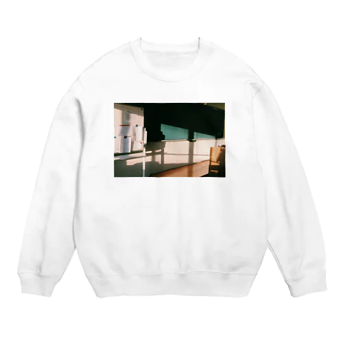 教室とさよなら Crew Neck Sweatshirt