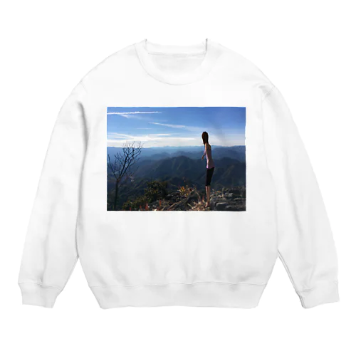 山から景色を眺める Crew Neck Sweatshirt