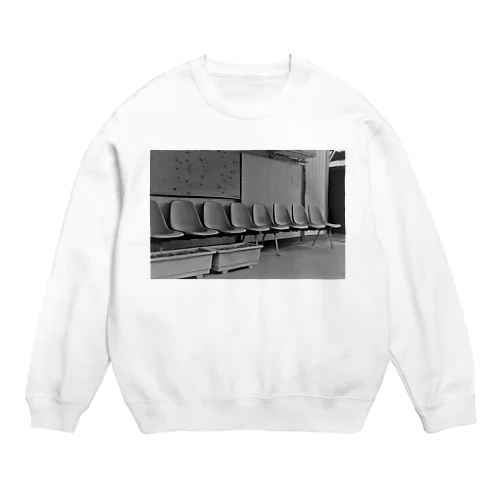 廃駅(モノクロ) Crew Neck Sweatshirt