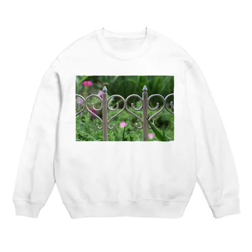 可愛い花壇 Crew Neck Sweatshirt