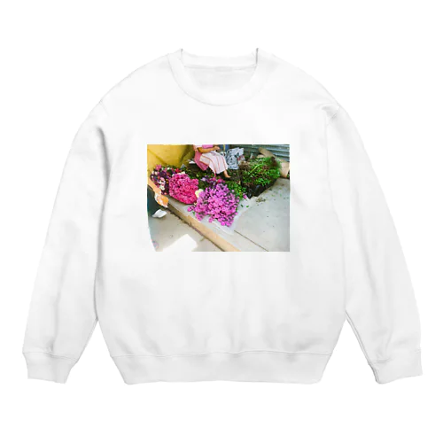 Las flores  Crew Neck Sweatshirt