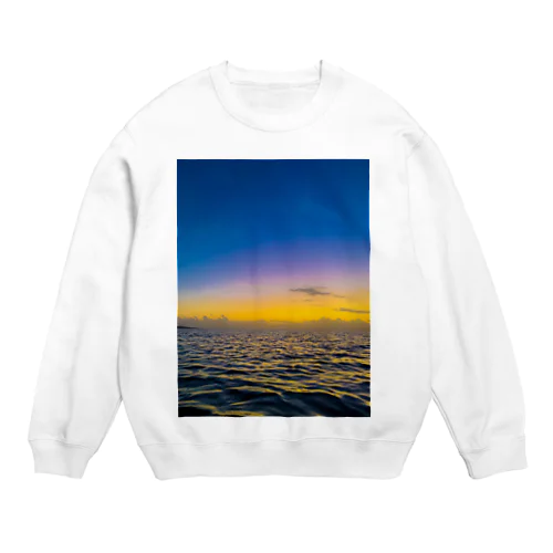 Night to the crescent moon Crew Neck Sweatshirt