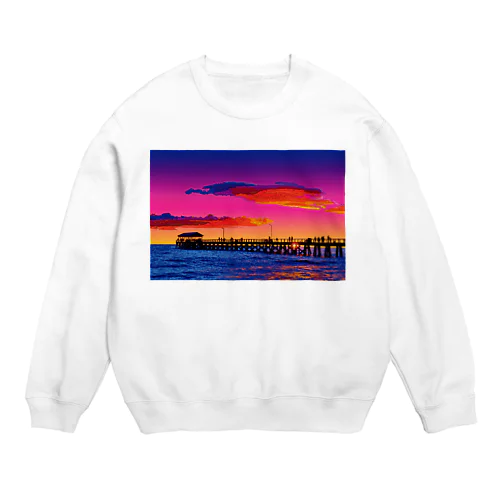 オーストラリア 夕暮れのヘンリービーチ桟橋 Crew Neck Sweatshirt