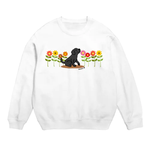 ブラックラブラドールとデイジー Crew Neck Sweatshirt