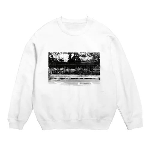 SilhouetteⅢ Crew Neck Sweatshirt