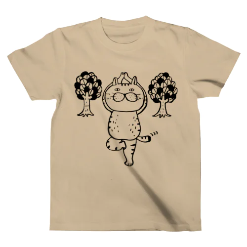 ムッチリ猫さんのヨガ 木のポーズ編 スタンダードTシャツ