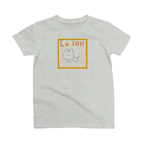 【Lv.100】誰にでもシッポをふるうさぎ Regular Fit T-Shirt