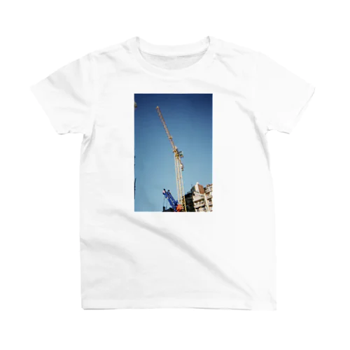 2020Barcelona giraffe Regular Fit T-Shirt