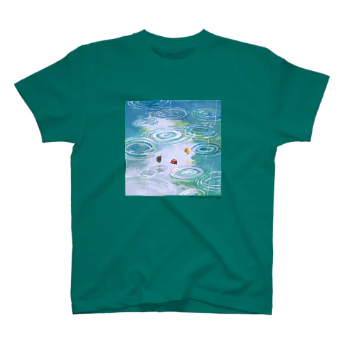 波紋を広げるてんとう虫 Regular Fit T-Shirt