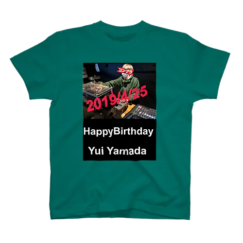 Yui Yamada スタンダードTシャツ