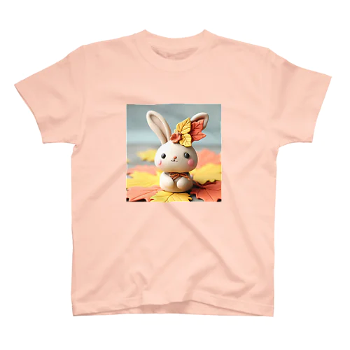 秋うさぎ🍁 Regular Fit T-Shirt