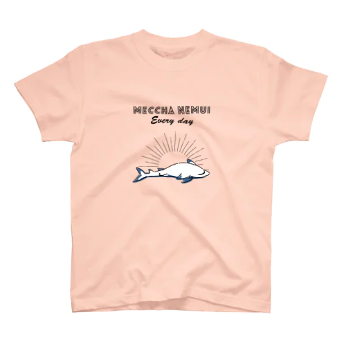 MECCHA NEMUI さめ Regular Fit T-Shirt