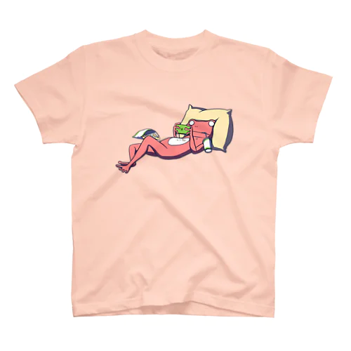 桃色カエルの休日 Regular Fit T-Shirt