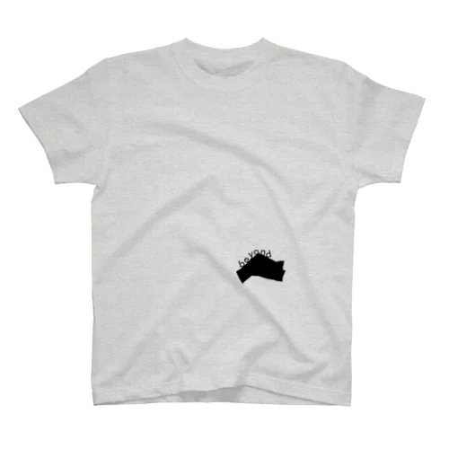 モノクロ／byond ロゴ Regular Fit T-Shirt