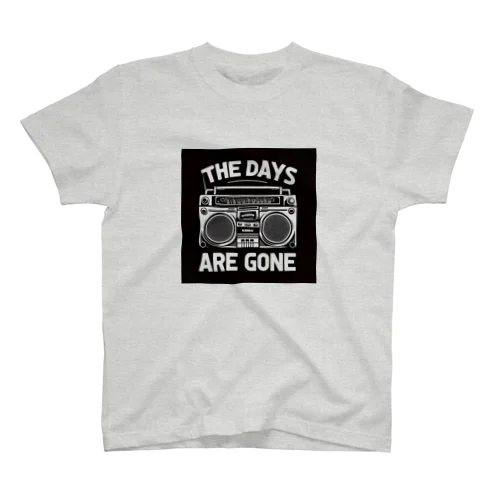 THE DAYS ARE GONE Regular Fit T-Shirt