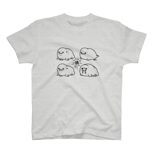 ひれあし's Regular Fit T-Shirt