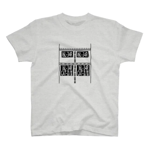 滑走路CAT（モノクロ） Regular Fit T-Shirt