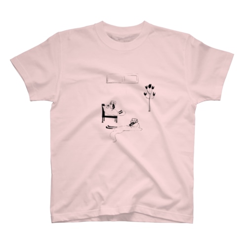 タヌキ君ときつね君の休日 Regular Fit T-Shirt