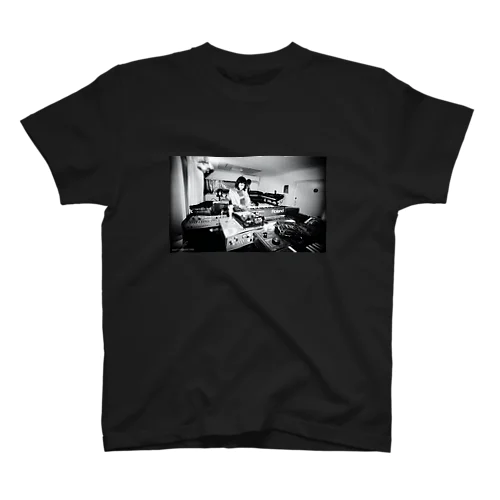 [数量限定] Synthesized Symphony: Photo print T-shirt 티셔츠