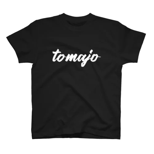 tomajo ロゴ 白 Regular Fit T-Shirt