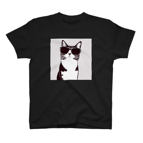 dandy cat 01 Regular Fit T-Shirt