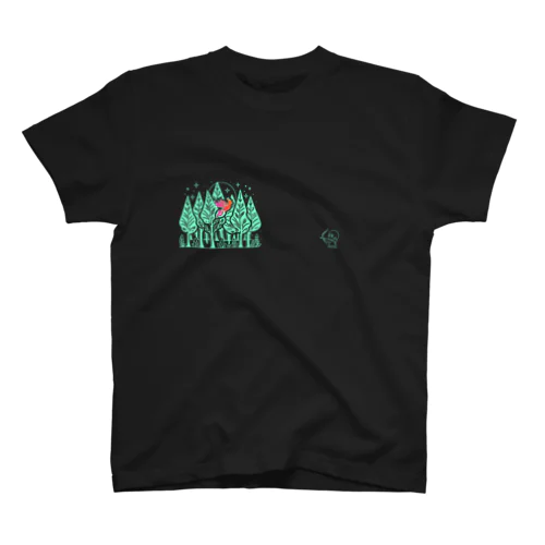 Among trees, a legend rests. スタンダードTシャツ