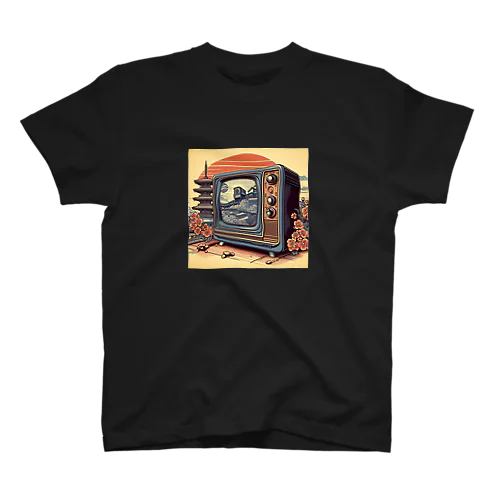 日本の風景:高度成長期の家電製品「テレビ」、Japanese scenery: Television, a home appliance during the period of high growth Regular Fit T-Shirt