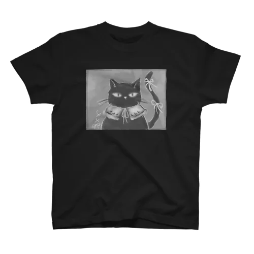 リボンと黒猫 Regular Fit T-Shirt