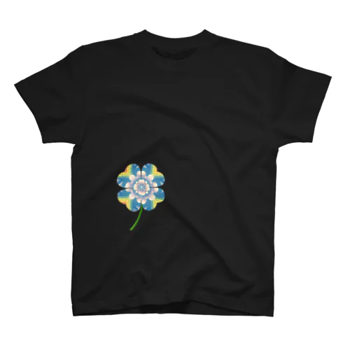 四つ葉のクローバー虹🌈 Regular Fit T-Shirt