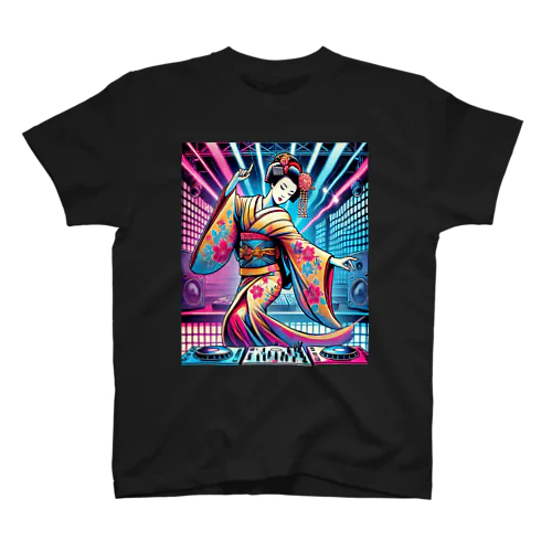 舞妓ナイトクラブTシャツ Regular Fit T-Shirt